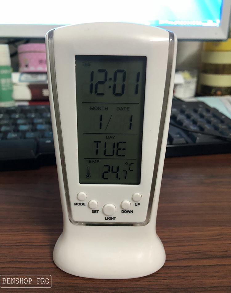 Đồng hồ nhiệt kế để bàn có Led Square Clock DS-510