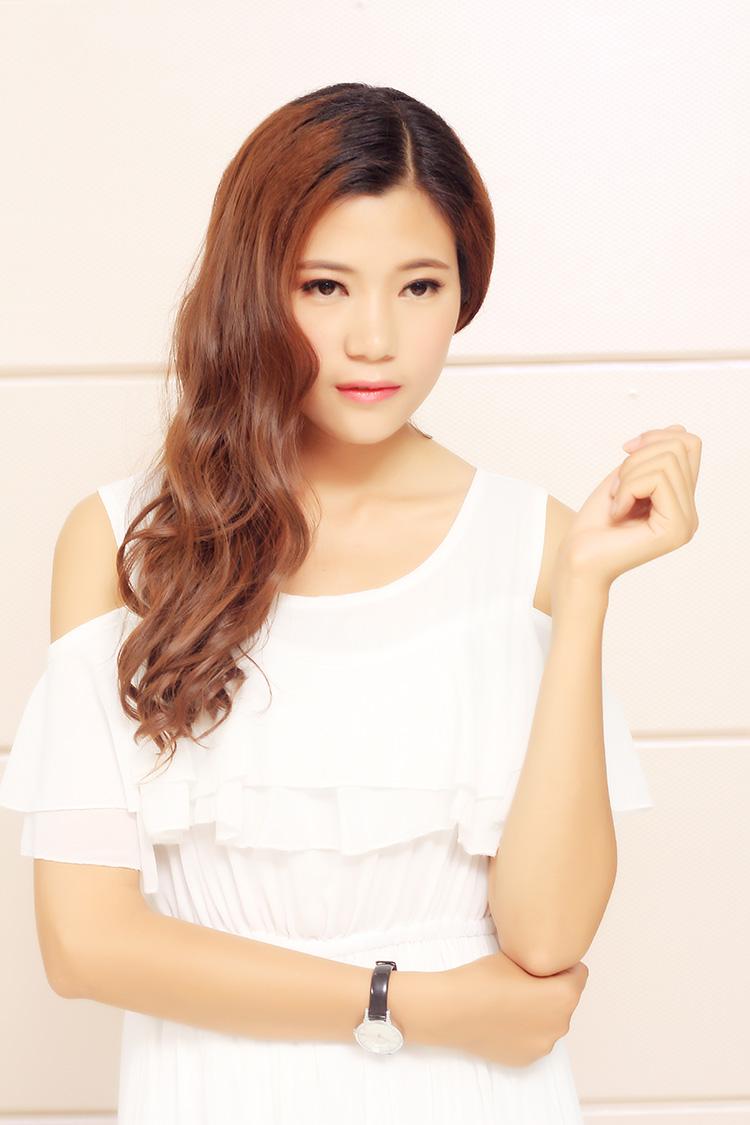 Đầm maxi chifon rớt vai (Trắng)