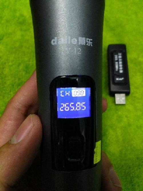 [HCM]Micro Không dây Daile V12 cho Loa Bluetooth Karaoke - Loa Kéo Mini