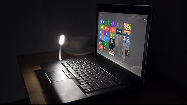 [HCM]Đèn led cắm cổng usb (đen)