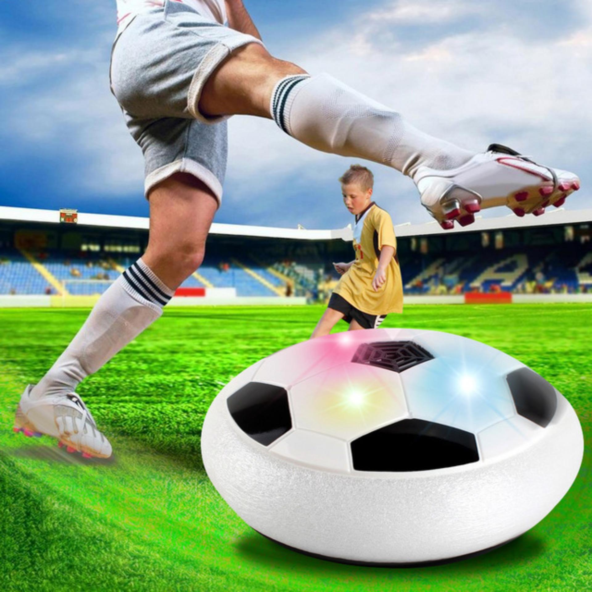 Quả bóng đá đĩa dùng pin thích hợp chơi trong không gian hẹp