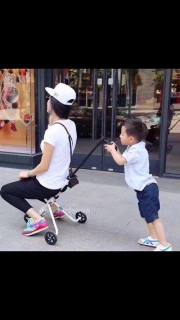 Xe đẩy 3 bánh gấp gọn thông minh cho bé