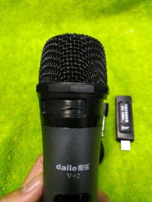 [HCM]Micro Không dây Daile V12 cho Loa Bluetooth Karaoke - Loa Kéo Mini