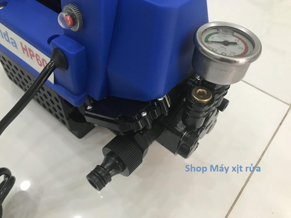 Máy rửa xe 2208