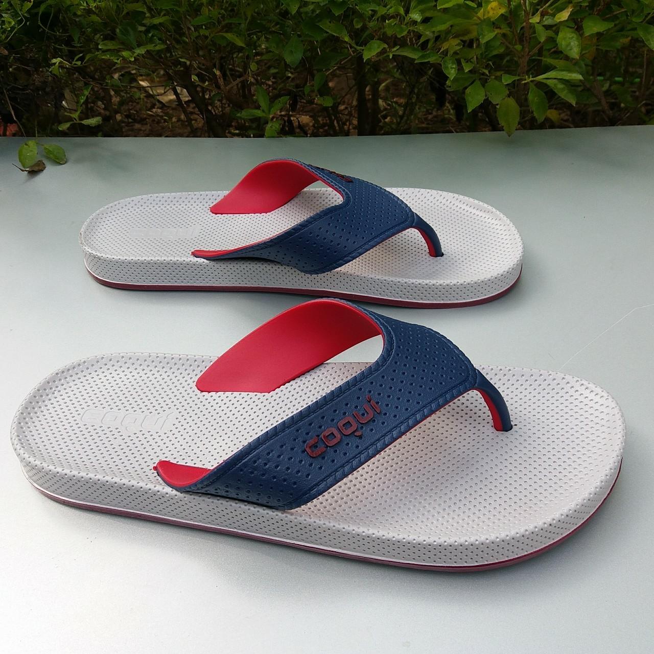 Dép xỏ ngón nam không thấm nước