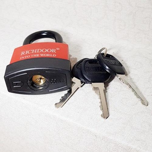 Ổ Khóa Thép Bọc Nhựa Có Nắp Chống Nước,  Size 55mm