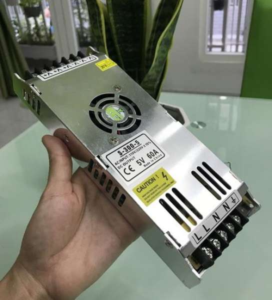 Nguồn 5V60A mỏng, có Quạt, mã số VT01