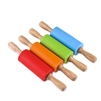 Cán Lăn Bột Silicon Trục Xoay
