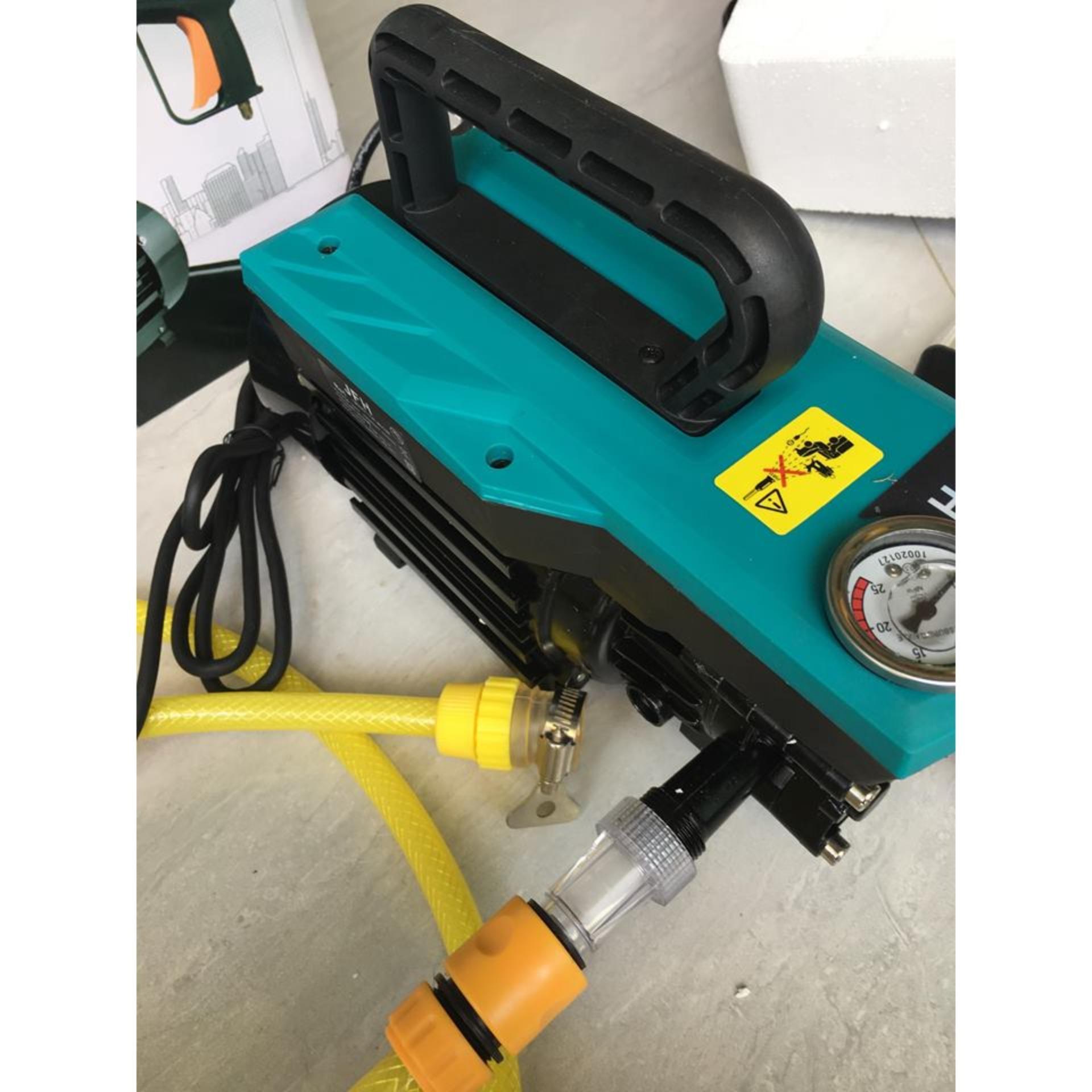 Máy xịt rửa xe áp lực JFH 1200W