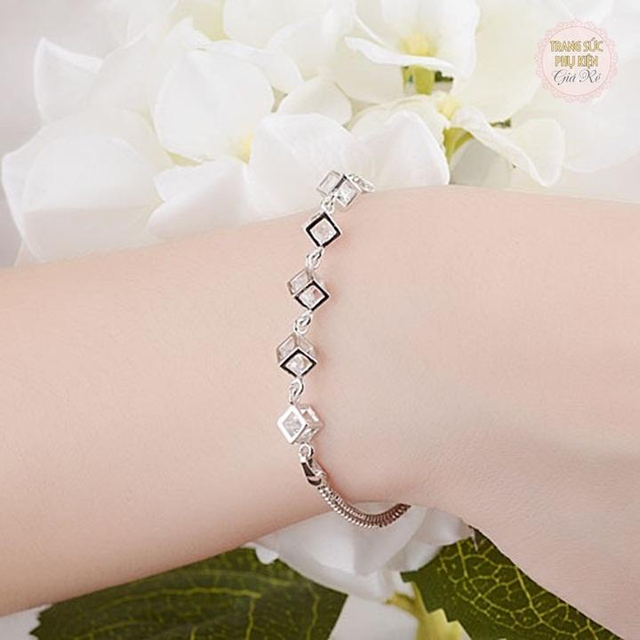 Lắc tay nữ đá lồng xinh xắn LT53