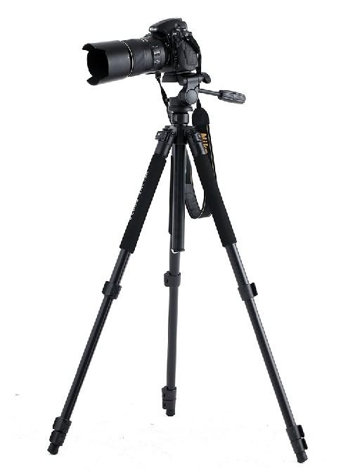 Chân máy ảnh Tripod Weifeng WF-6663A