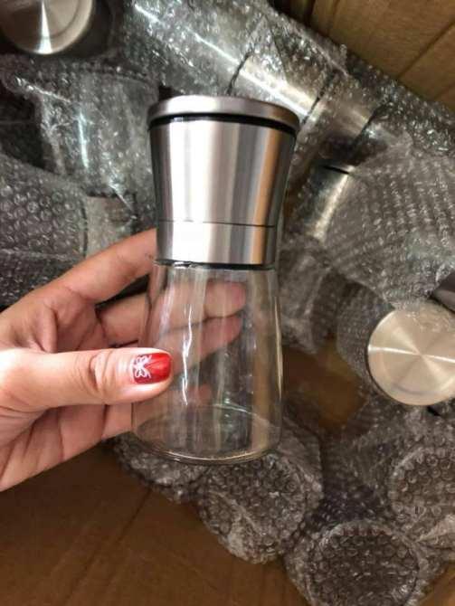 Lọ xay tiêu cầm tay nắp inox