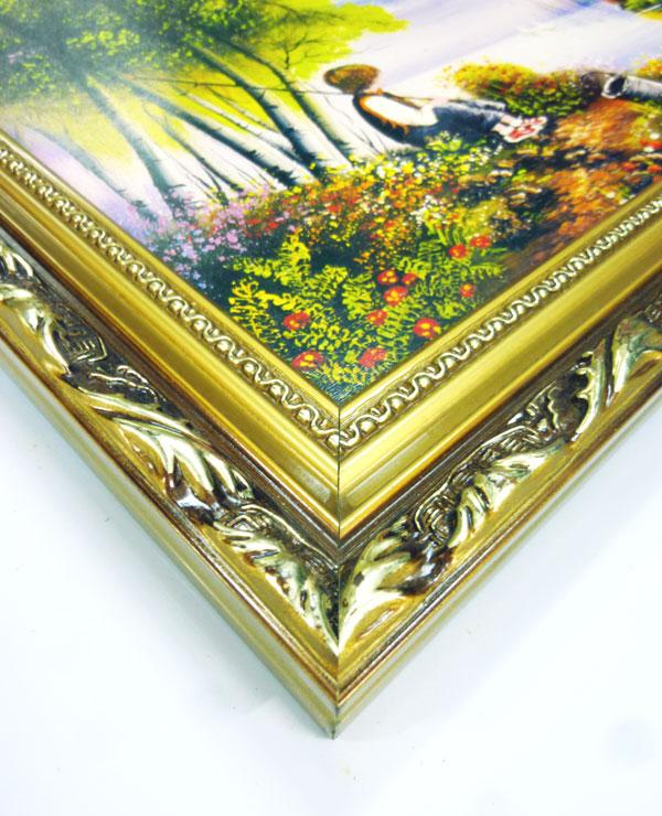 Tranh Treo Tường - Đôi Lứa Mặn Nồng - Tranh Minh Hiền (KHUNG GỖ - KT 50X 60CM)