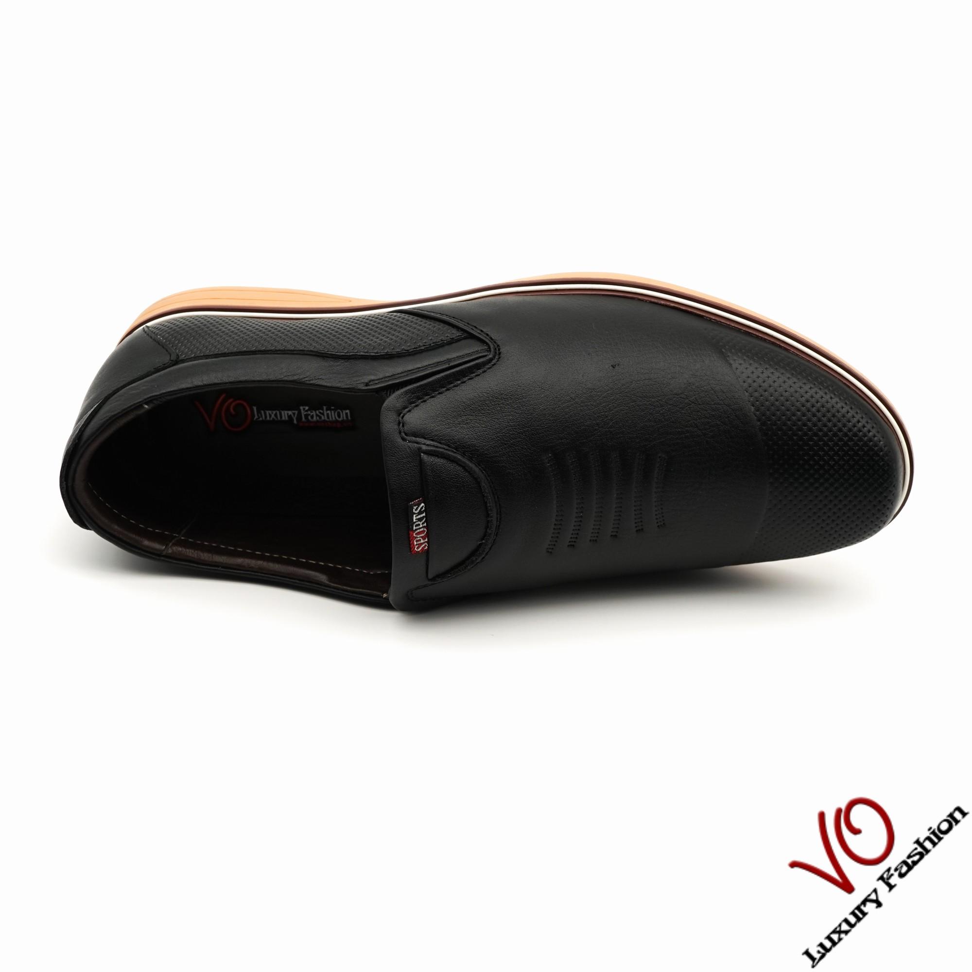 Giày mọi da bò màu đen VO9708