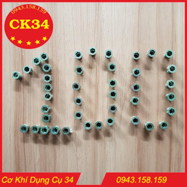 Bag of 6-100 Wooden Snails