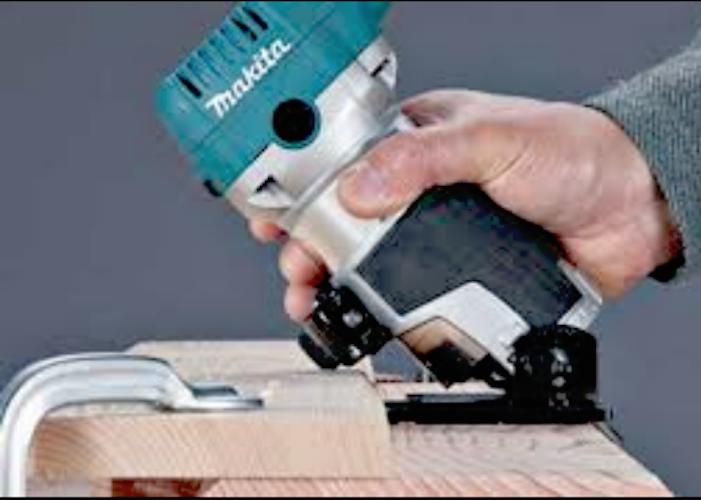 MÁY ĐÁNH CẠNH MAKITA RT0700C