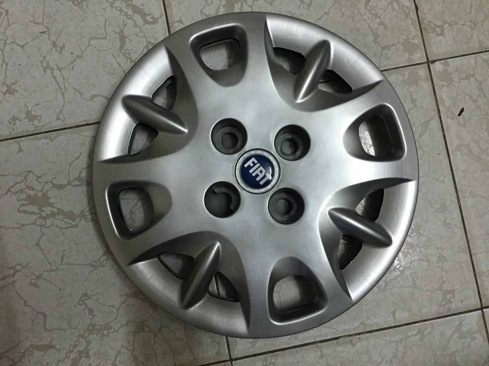 Ốp la zăng Fiat 13/14 inch đường kính ốp 36/39 cm gia 1 bo 4 cai