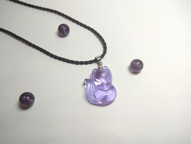 Dây chuyền mặt đá hồ ly 3 đuôi (Chọn màu theo ảnh)
