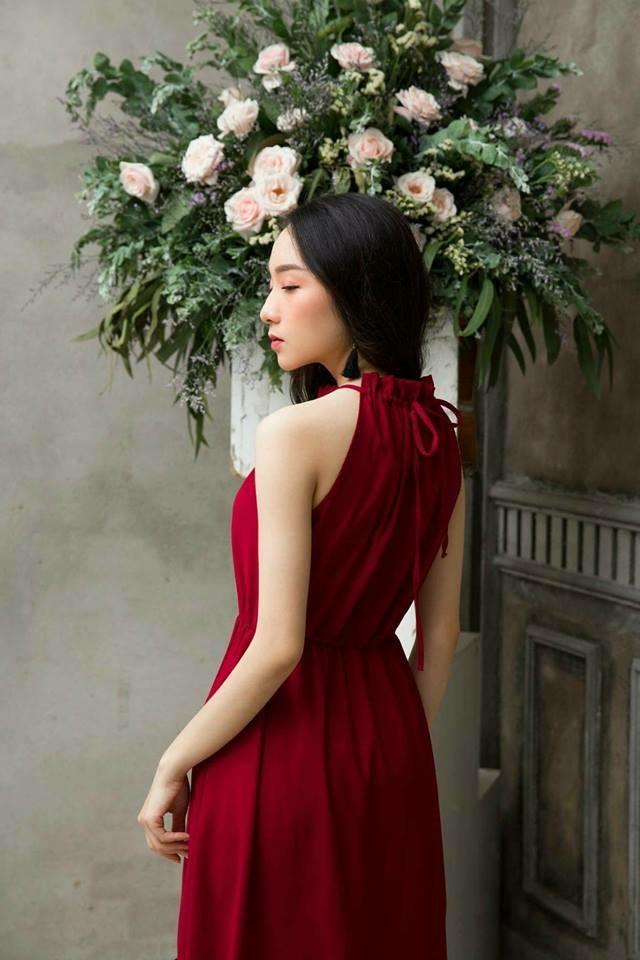 Đầm maxi yếm đuôi cá đỏ
