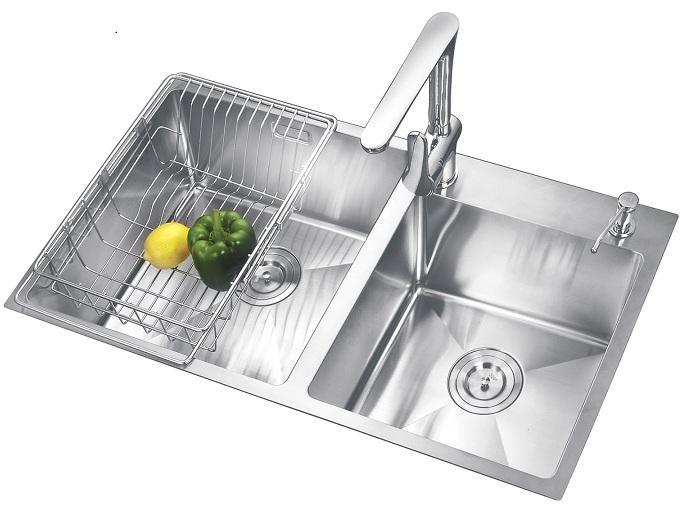 Chậu rửa bát Inox 304 Đúc Nguyên Khối 2 hố cân (tặng kệ để đồ).