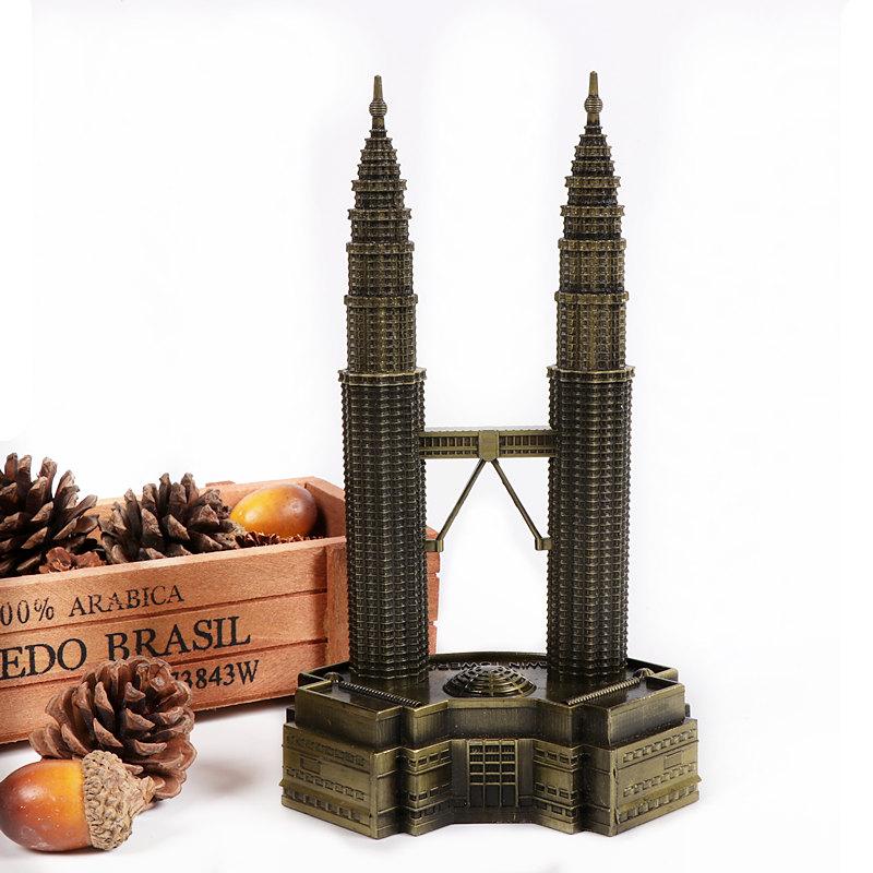 Mô hình tháp đôi Petronas cao 18 cm V.2 (màu vàng rêu)