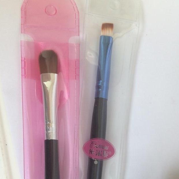 [HCM]Cọ tém lông mày - cọ che khuyết điểm - cọ tém - cọ ( dụng cụ phun xăm )