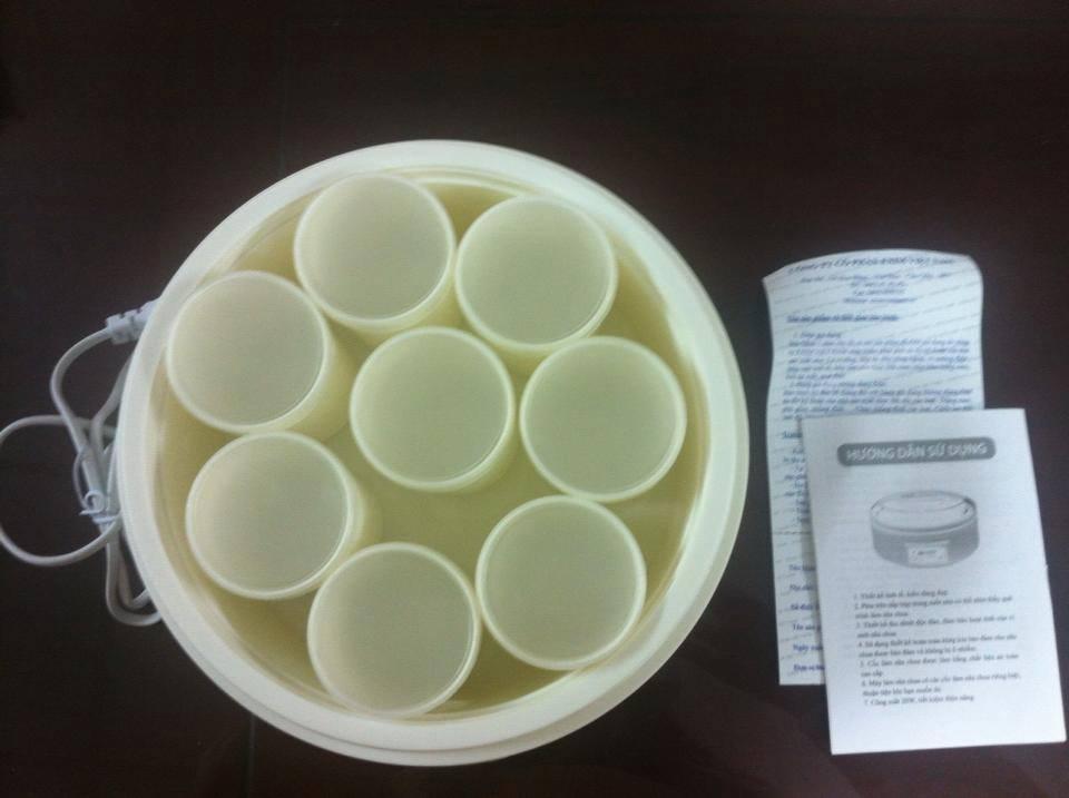 Máy làm sữa chua Hitop 8 cốc nhựa