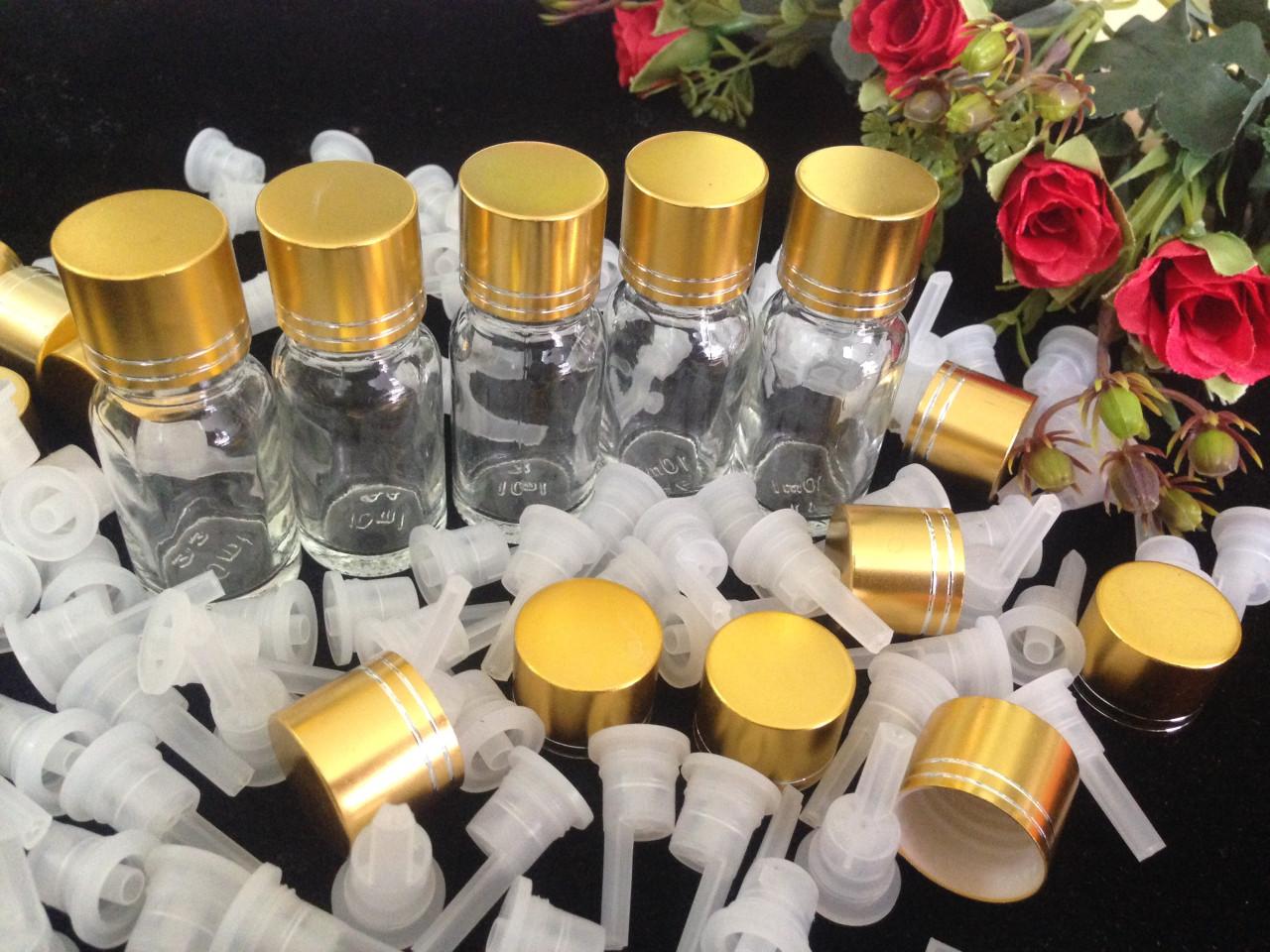 Lọ thủy tinh trong nắp vàng 10ml