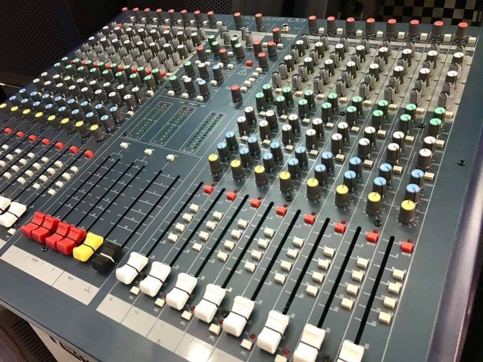 [Trả góp 0%]MIXER SOUNDCRAFT LX9-16 CHANNEL PRO