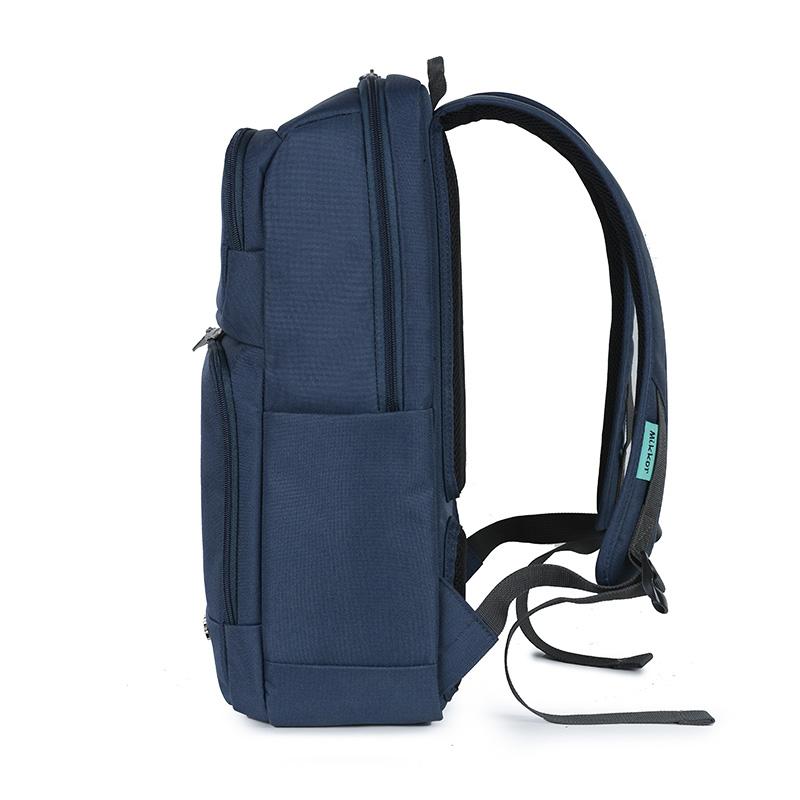 The Ives Backpack-Navy