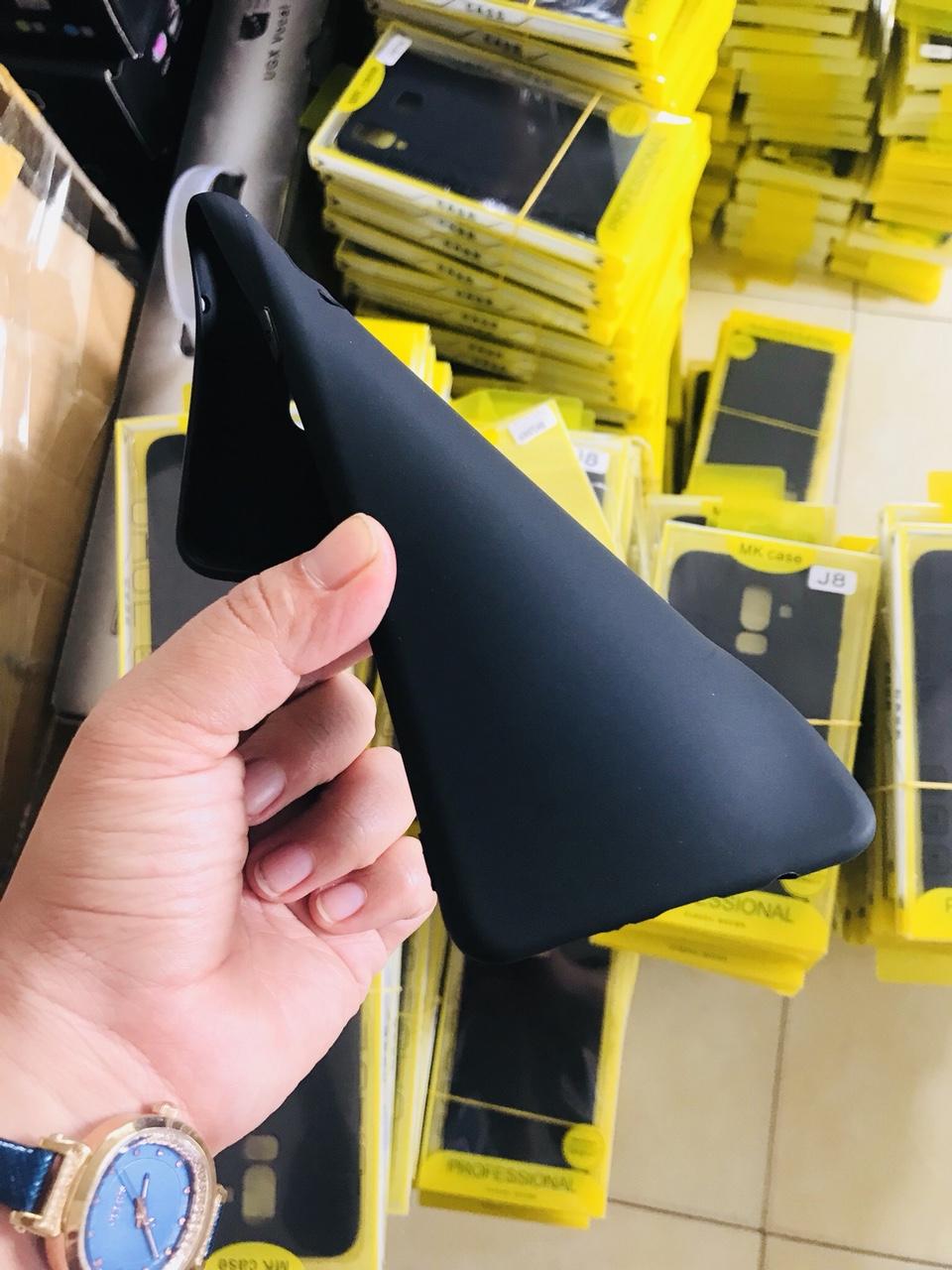 Ốp dẻo đen silicon cao cấp cho Samsung Galaxy A8 Star
