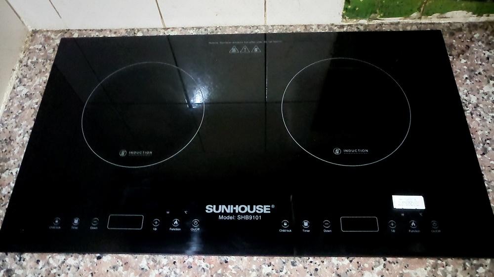 Bếp điện từ đôi Sunhouse SHB-9101