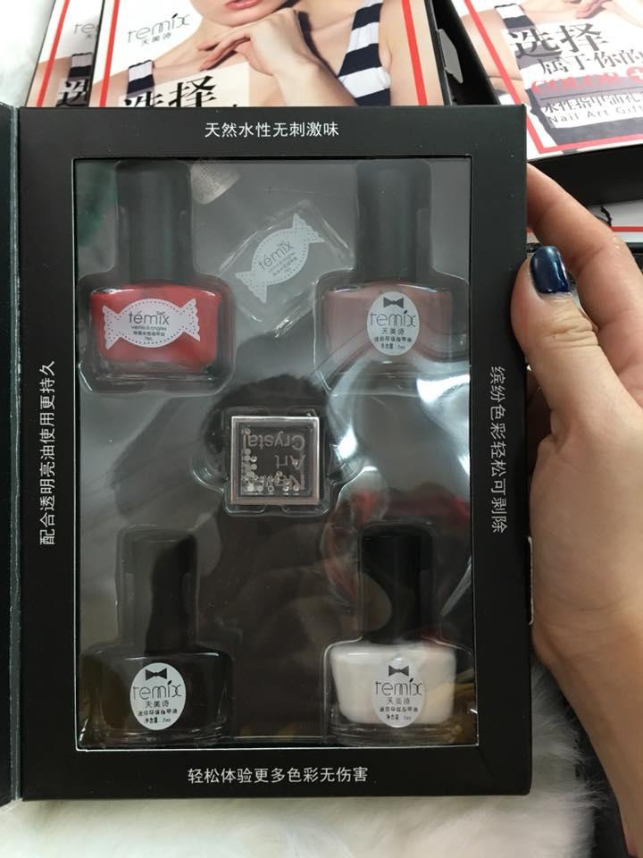 Set Sơn Móng Tay REMIX (Đủ màu) + Tặng 1 Nước Hoa Mini