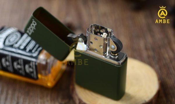 Bật lửa Zippo 221ZL Xanh rêu