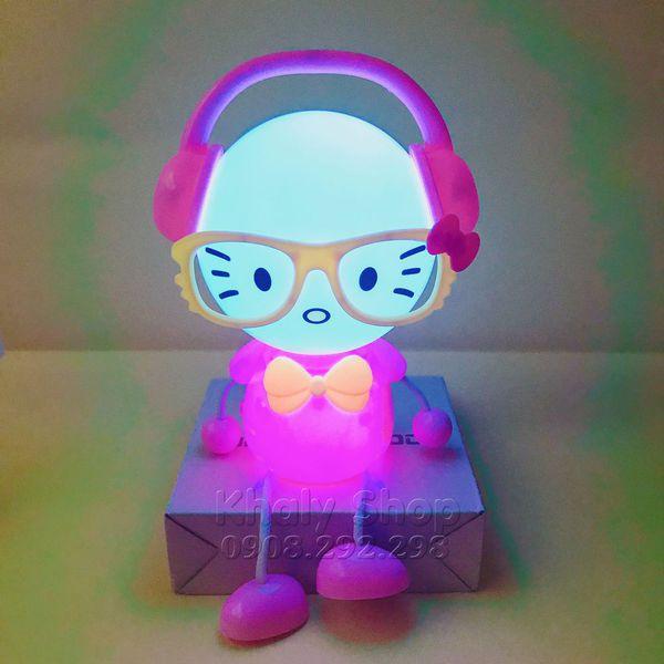 Đèn ngủ và học để bàn dùng pin hình Kitty đeo tai phone earphone nghe nhạc có nhạc music và đổi đèn nhiều màu - Hồng dành cho trẻ em và bé gái - 130KT121260