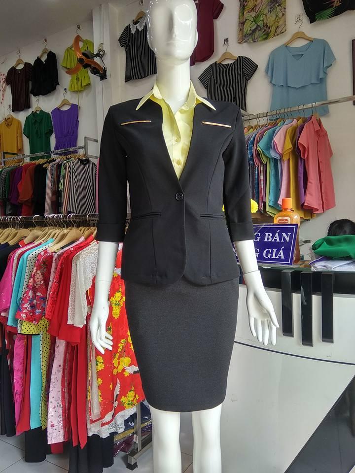 ÁO VEST ĐEN TAY LỠ 02