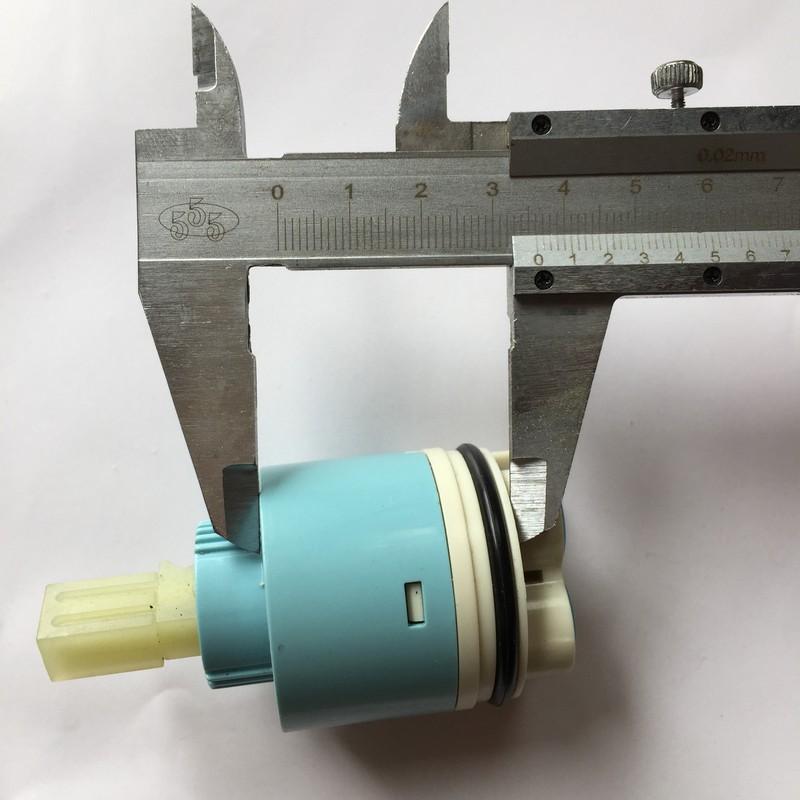 Lõi, óc sen nóng lạnh phi 40mm chân lồi