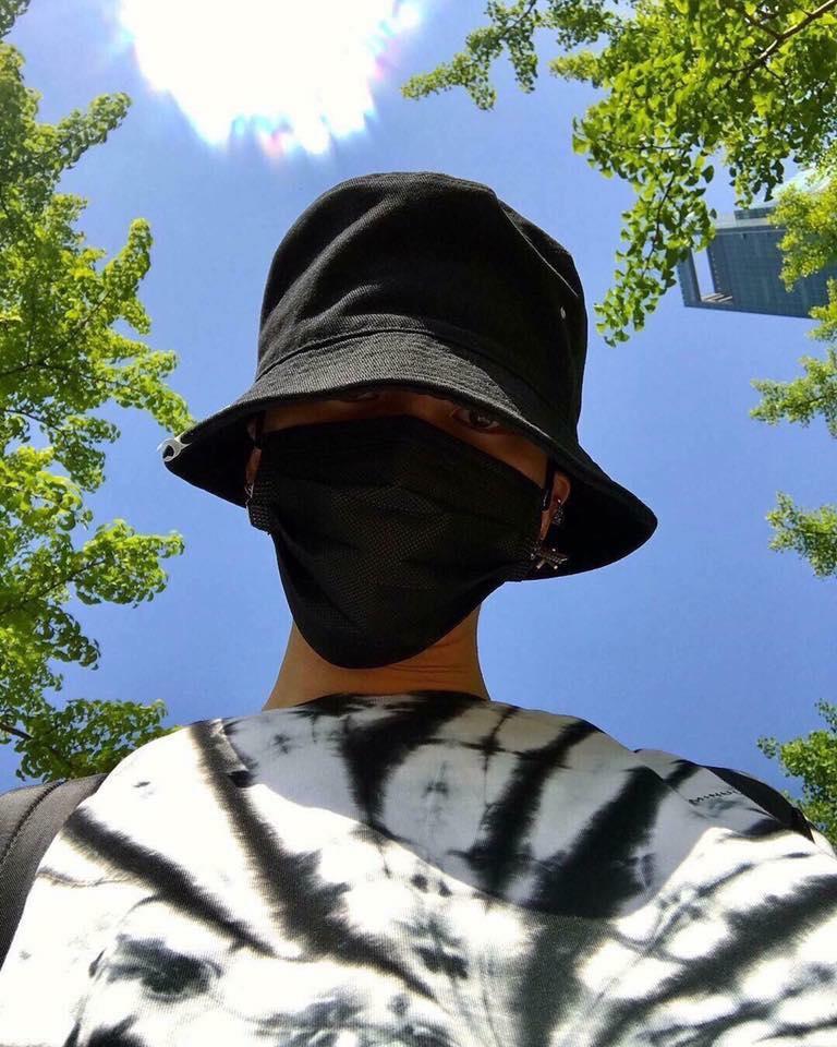 Nón bucket trơn của GDragon so hot