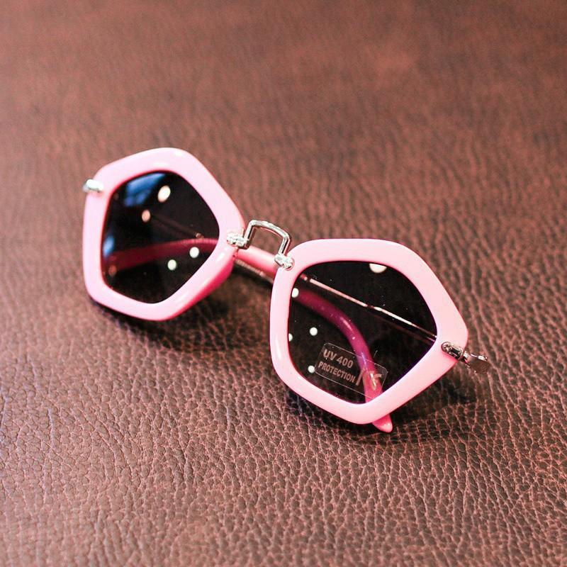 Kính Mát Trẻ Em Chống Tia UV Thời Trang