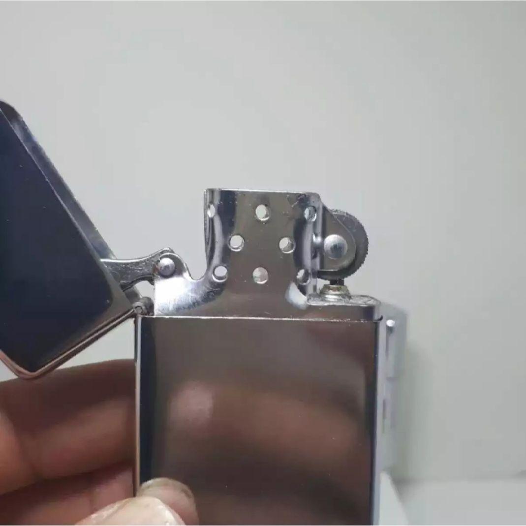 Hột Quẹt Zippo Trơn.sáng loáng