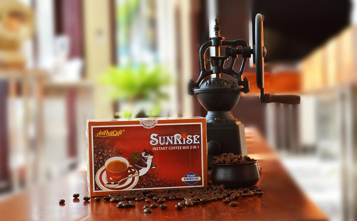 Cà phê 3 trong 1 Sunrise (Hộp 20 gói x 18gr) - AnTháiCafé