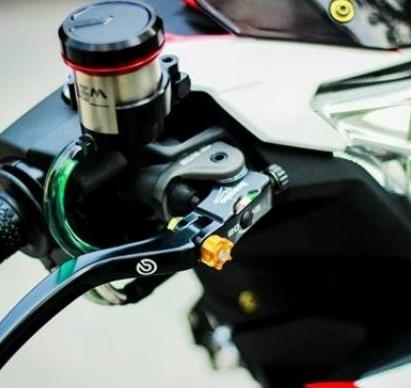 [HCM]Bình dầu thắng đĩa AEM