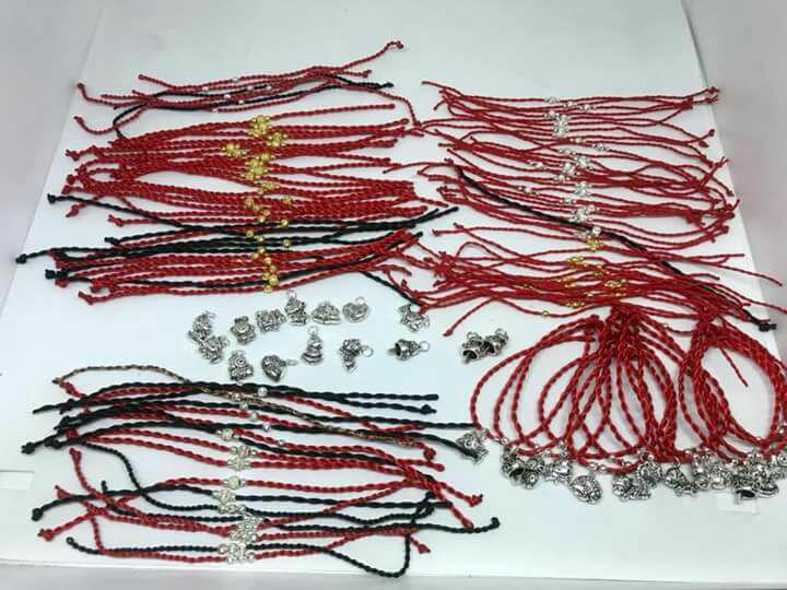 Vòng tay sợi chỉ may mắn mix bi bạc ta