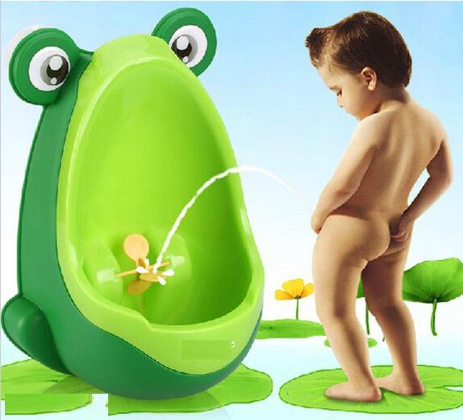 Bô ếch treo tường cho bé trai