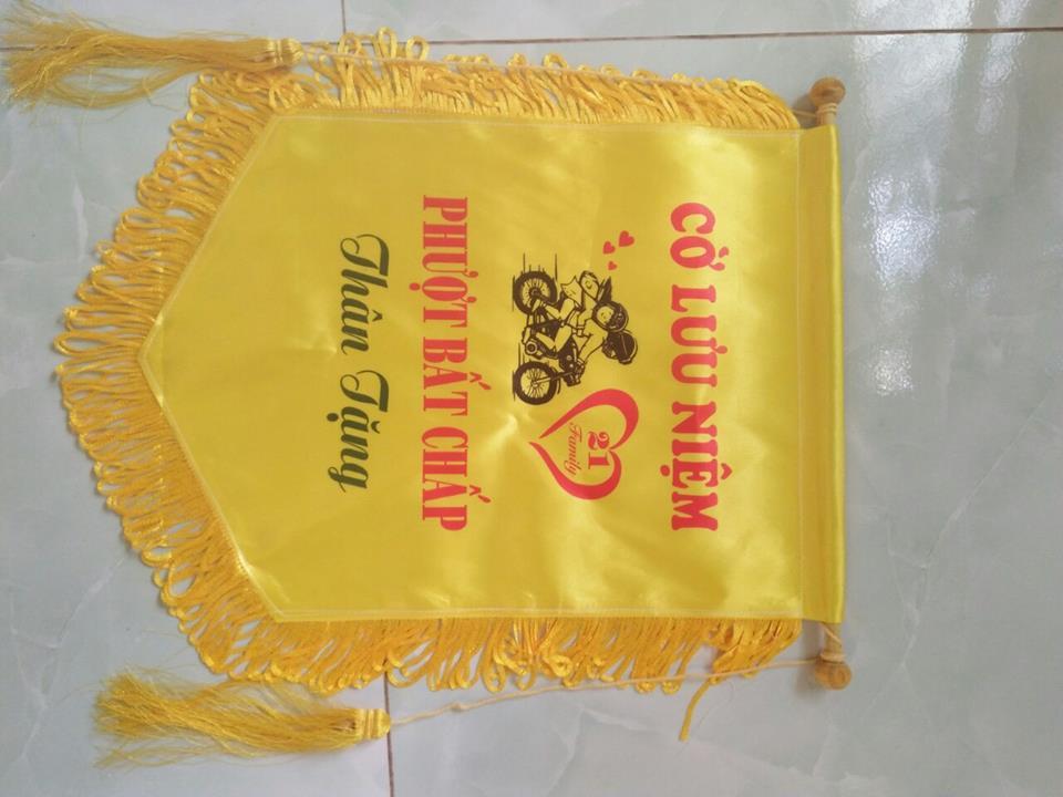 Cờ Lưu Niệm