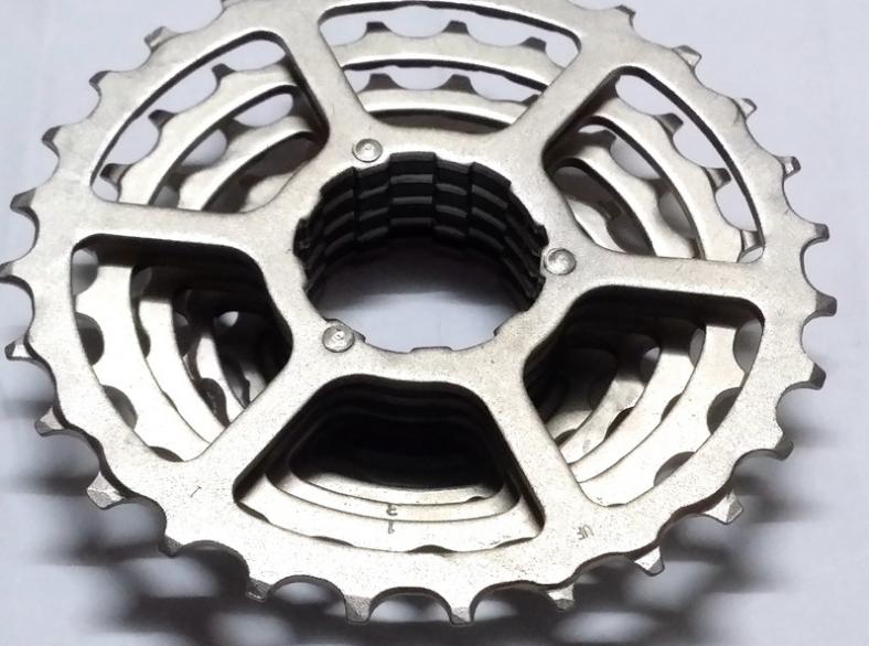 Líp thả 7 tầng Shimano IG50-7