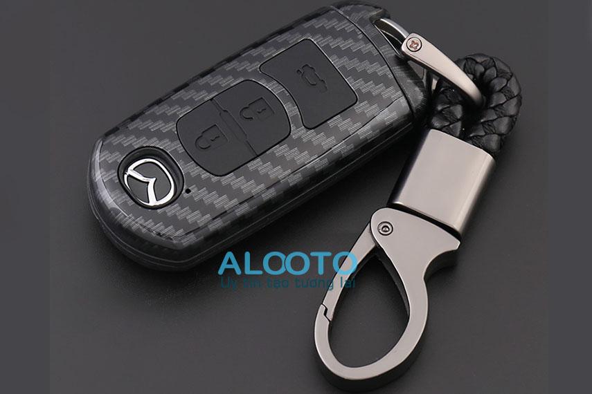 Bao Da Chìa Khóa Xe Mazda 3 Mẫu Carbon Có Móc Khóa Đi Kèm - Kiểu Dáng Sang Trọng, Độ Bền Cao, BảoVệ Chìa Khóa Tránh Trầy Xước Chống Va Đập