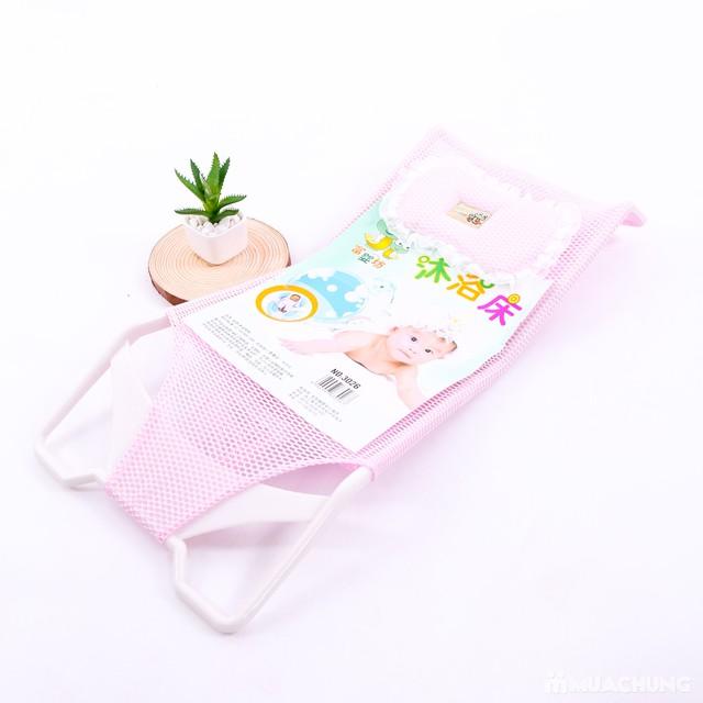 lưới tắm cho bé có gối