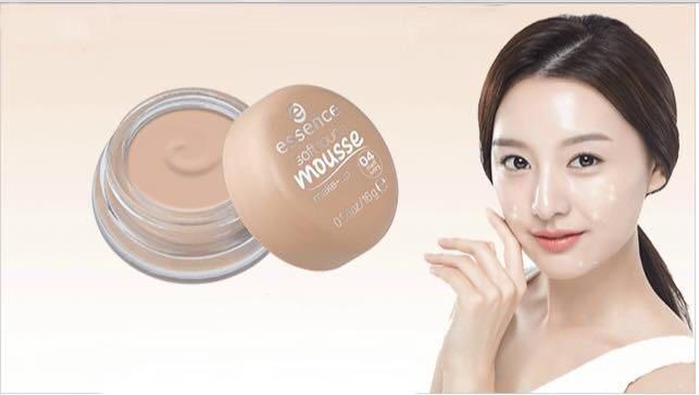 Siêu Phẩm Phấn Tươi Mousse Essence Make-Up