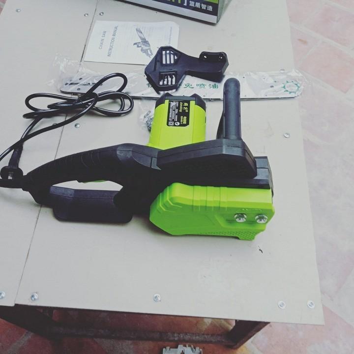 Máy cưa xích